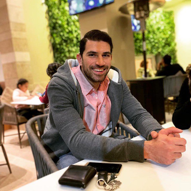 Игорь Илхамов